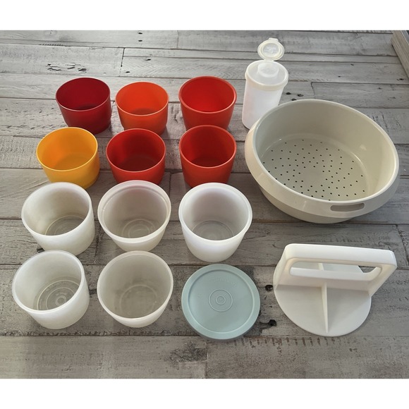 Tupperware 15‎ Misc Items - Snack Cups, S/P Shaker, Colander, Burger Press - Picture 2 of 11